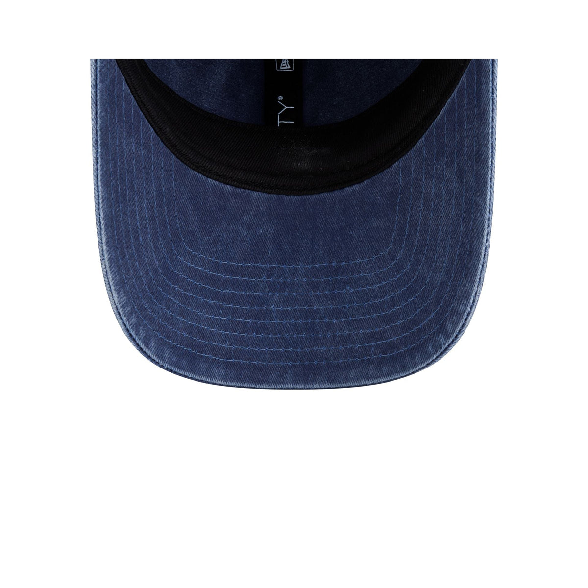 New York Yankees Embossed Logo Navy 9TWENTY Adjustable Hat