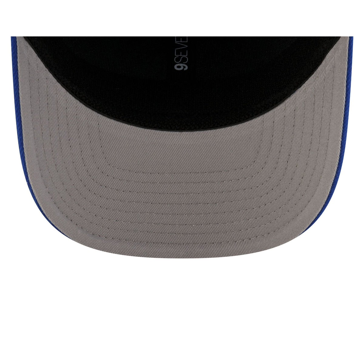 New York Knicks Team 9SEVENTY Stretch-Snap Hat