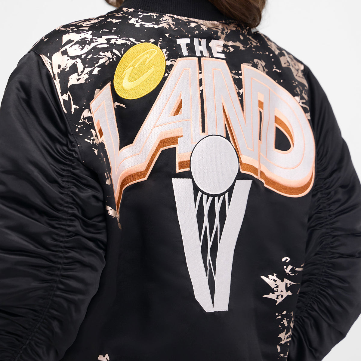 Cleveland Cavaliers 2025 City Edition Women's Black Jacket