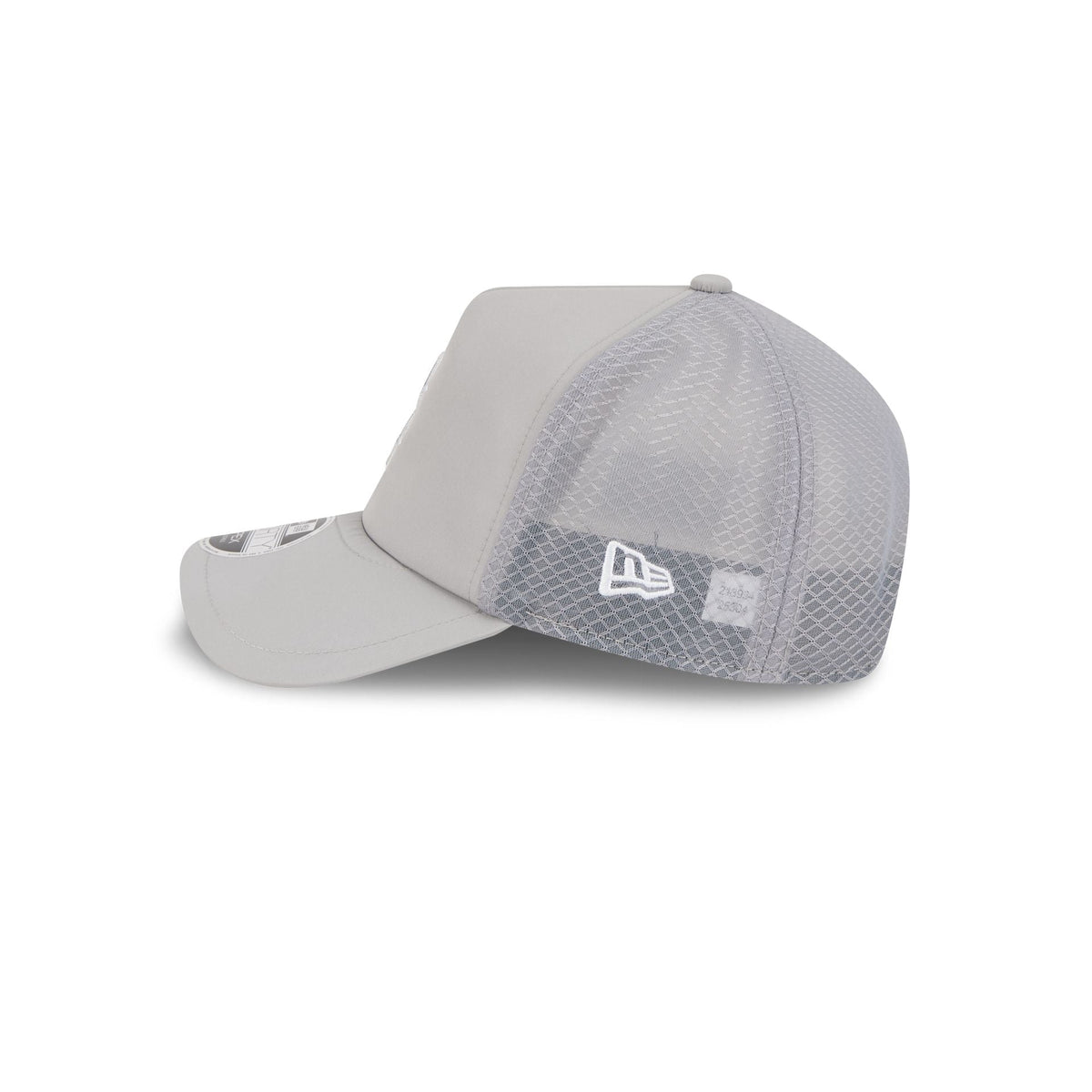 Boston Red Sox 2026 Batting Practice Gray 9FORTY APEX Trucker Hat