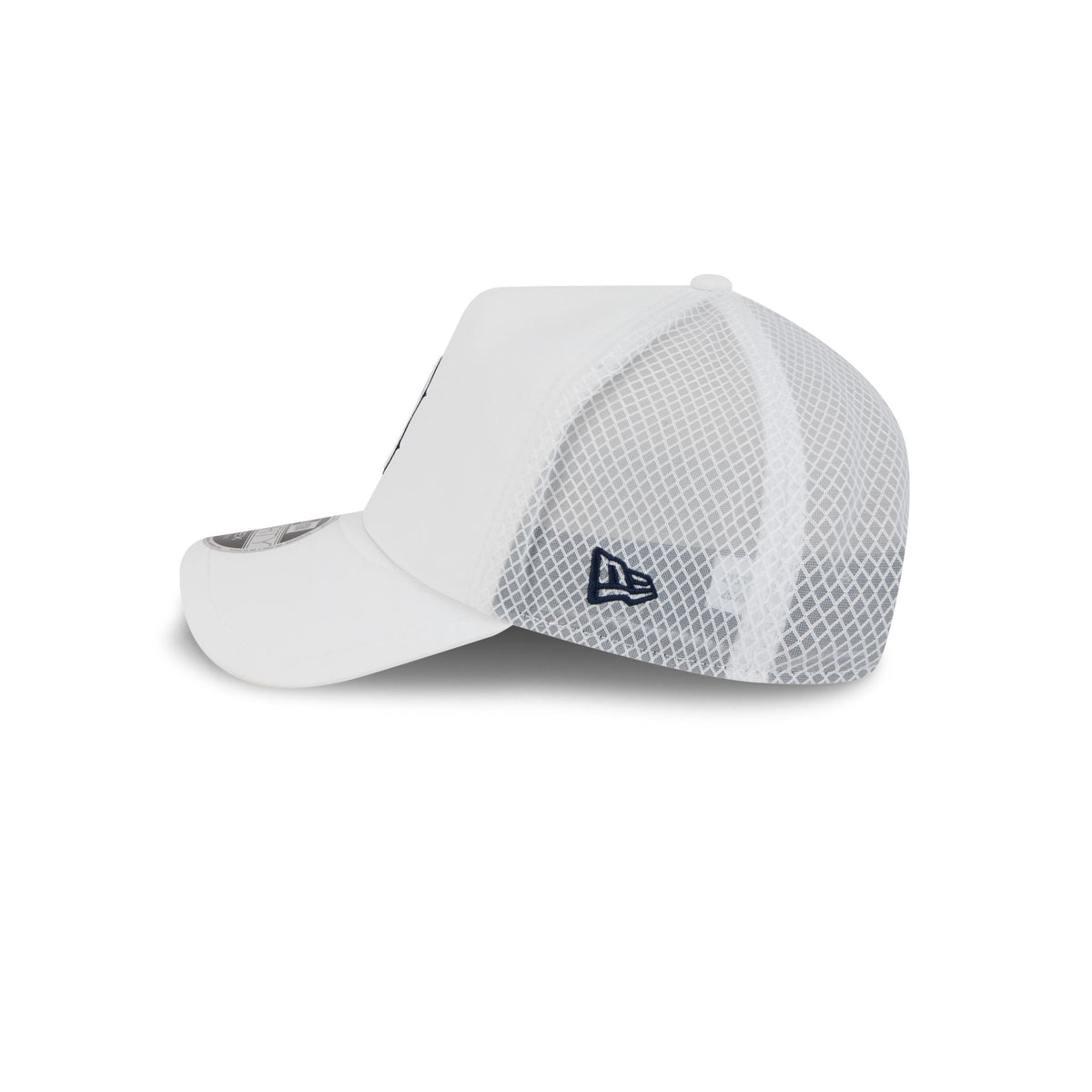 Boston Red Sox 2026 Batting Practice White 9FORTY APEX Trucker Hat