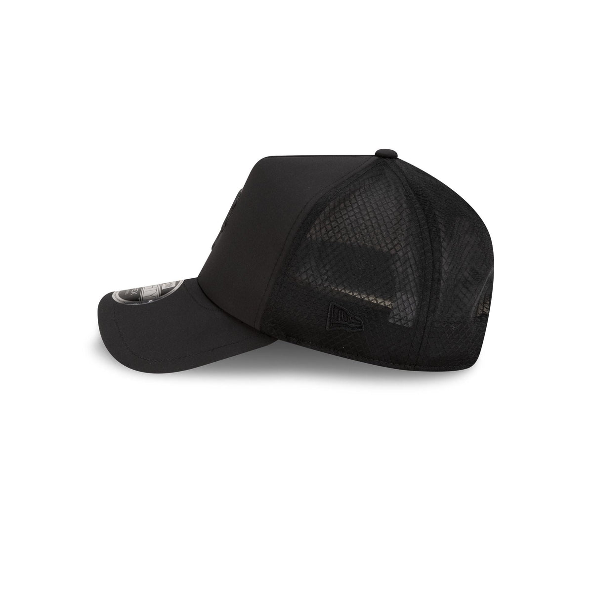 Pittsburgh Pirates 2026 Batting Practice Black 9FORTY APEX Trucker Hat