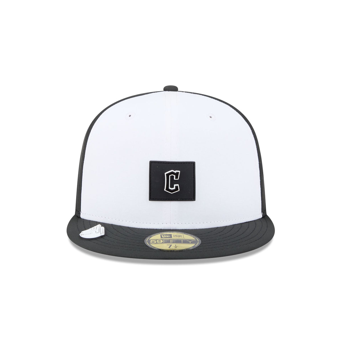 Cleveland Guardians 2026 Clubhouse Black & White 59FIFTY Fitted Hat