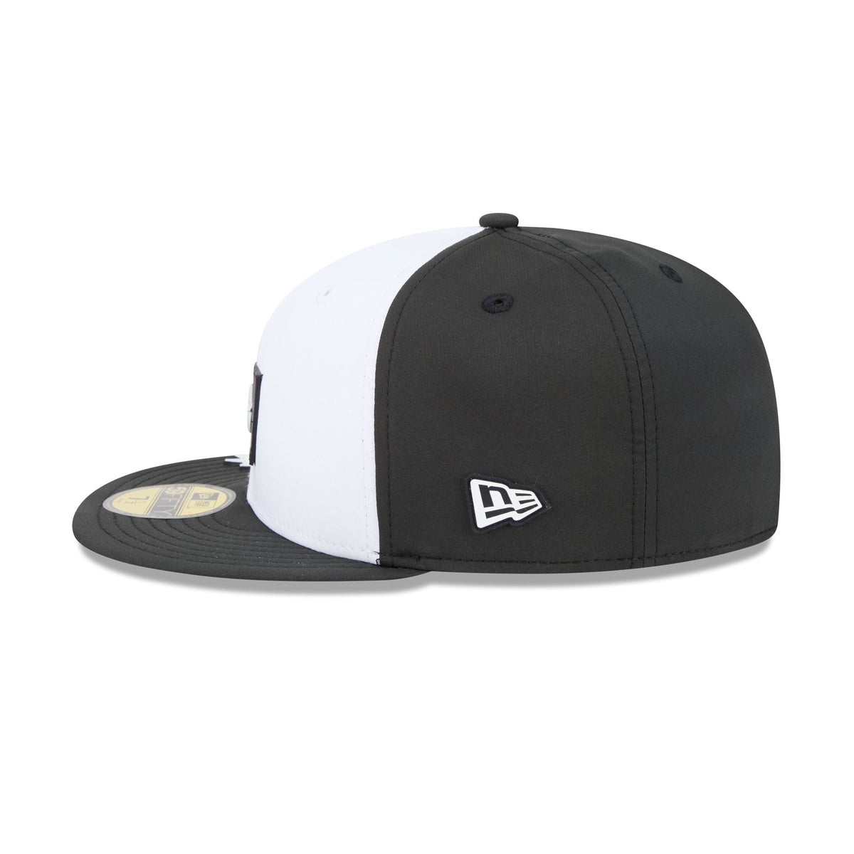 Seattle Mariners 2026 Clubhouse Black & White 59FIFTY Fitted Hat