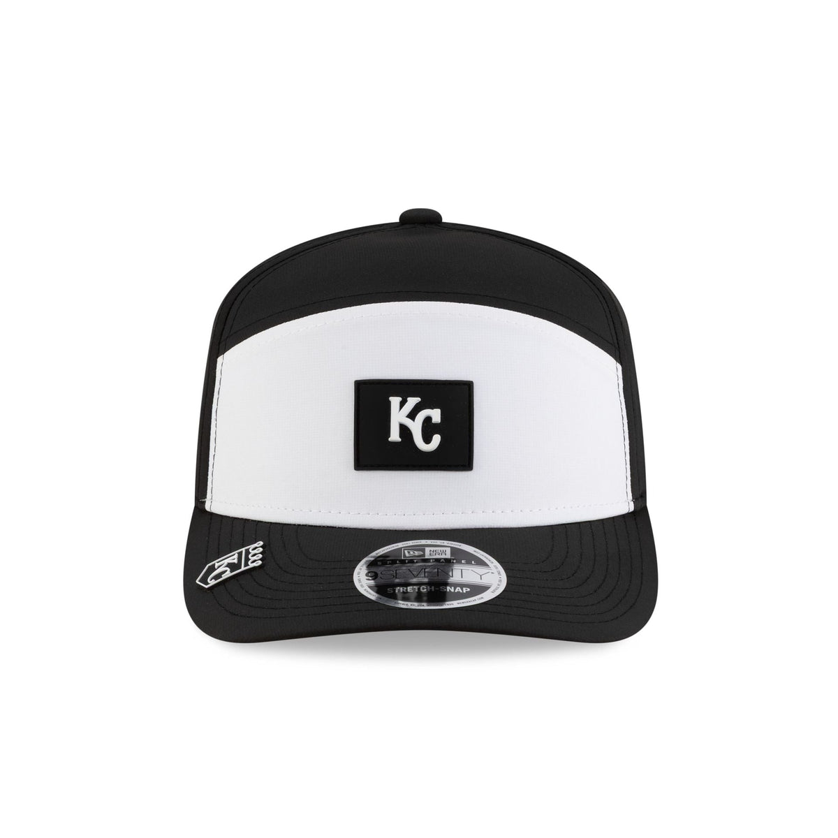 Kansas City Royals 2026 Clubhouse Black & White Split Panel 9SEVENTY Stretch-Snap Hat