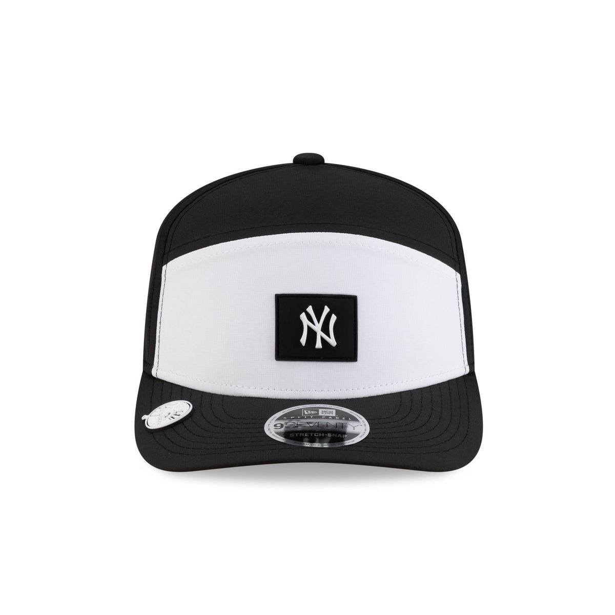 New York Yankees 2026 Clubhouse Black & White Split Panel 9SEVENTY Stretch-Snap Hat