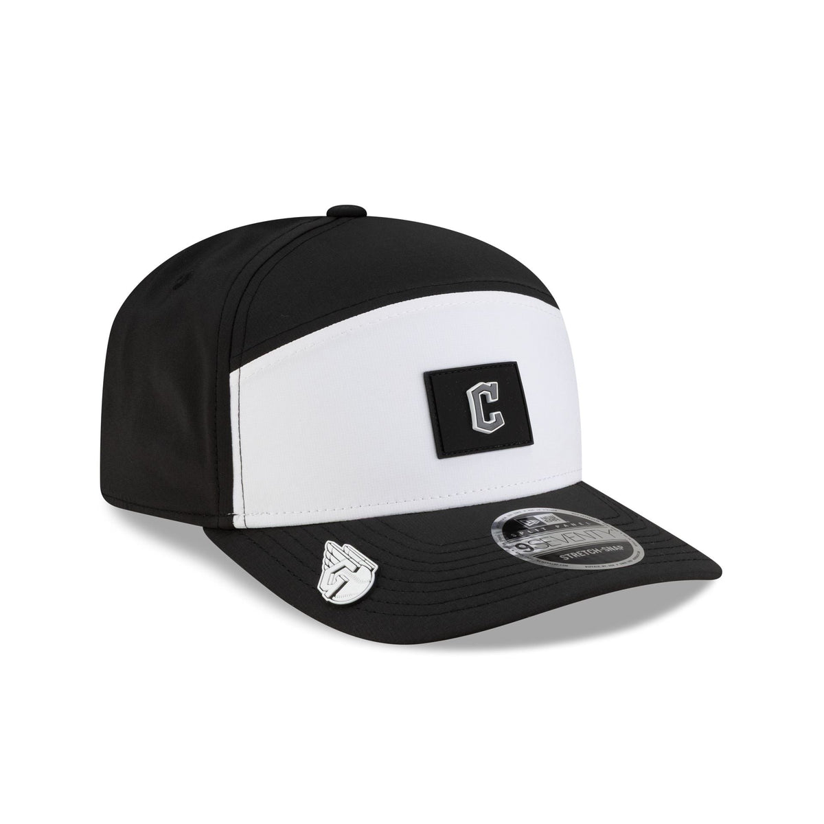 Cleveland Guardians 2026 Clubhouse Black & White Split Panel 9SEVENTY Stretch-Snap Hat