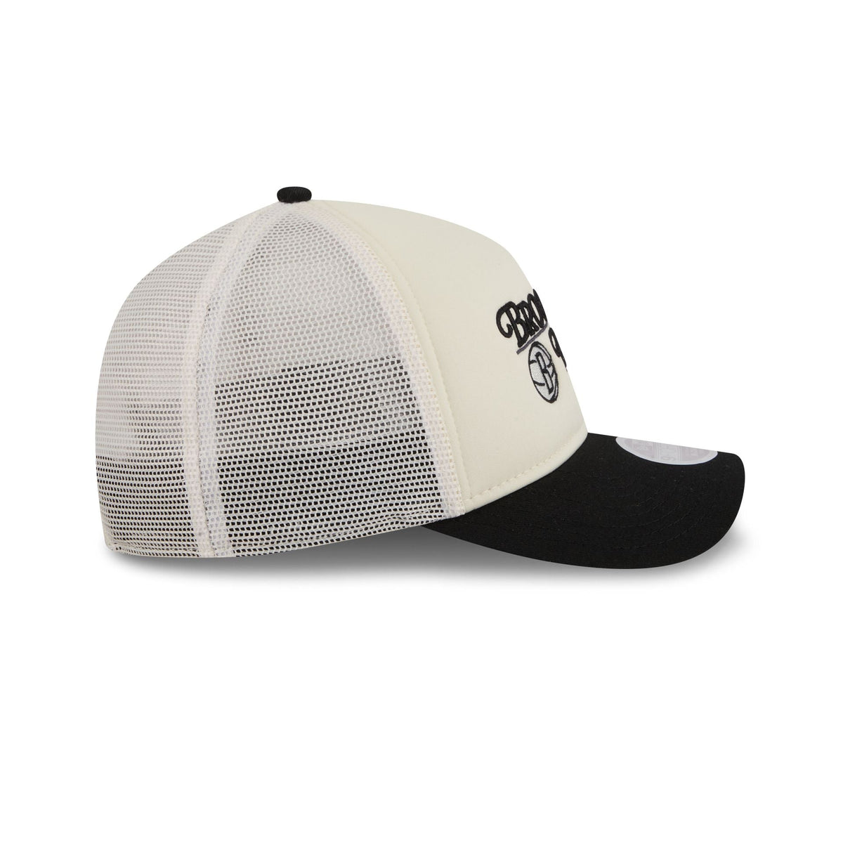 Brooklyn Nets Retro Chrome Women's White 9FORTY M-Crown A-Frame Trucker Hat