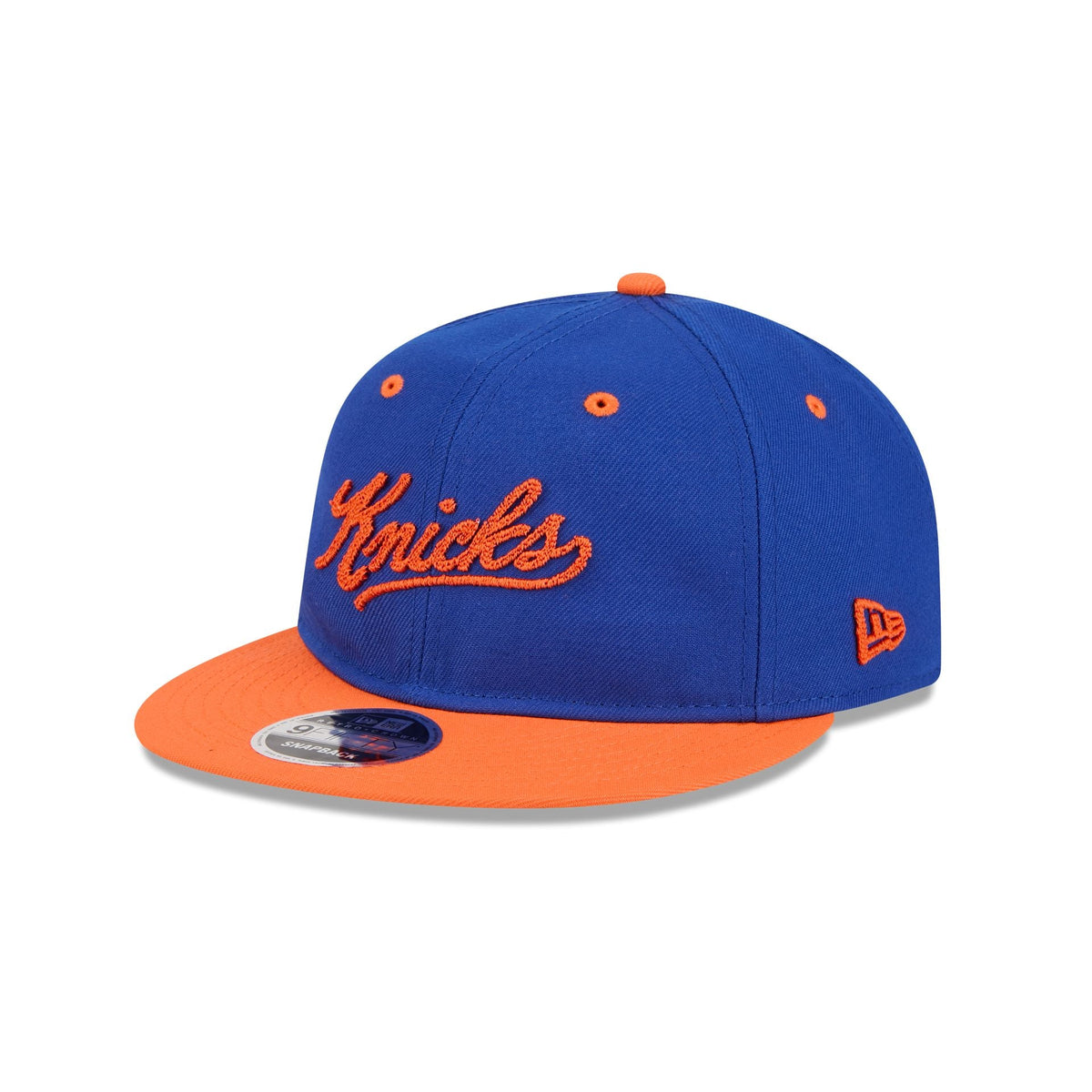 New York Knicks Chainstitch Script Retro Crown 9FIFTY Snapback Hat