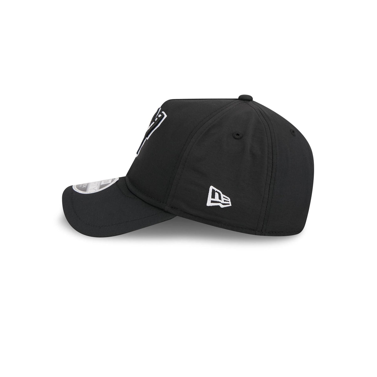San Antonio Spurs Black 9FORTY APEX Snapback Hat