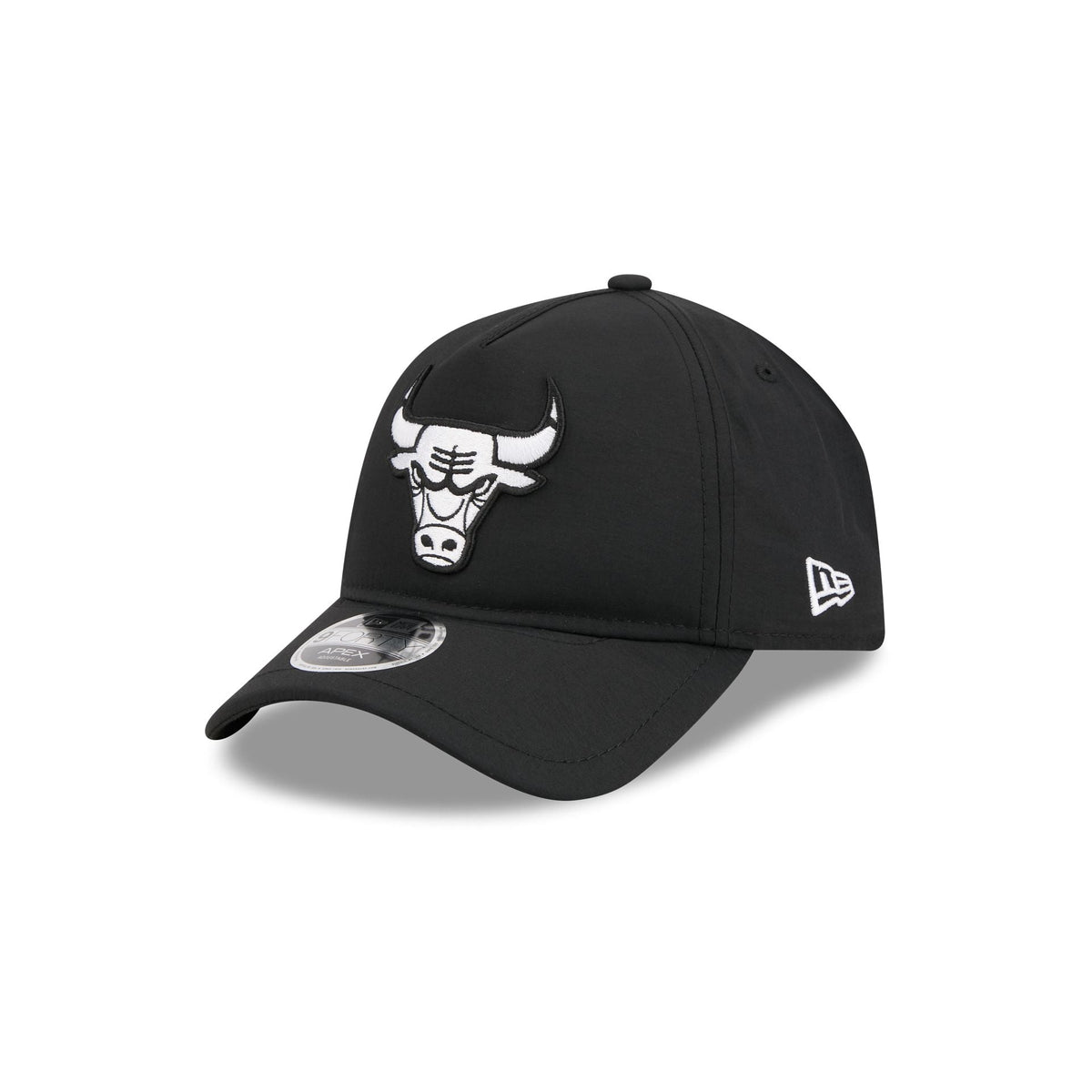 Chicago Bulls Black 9FORTY APEX Snapback Hat