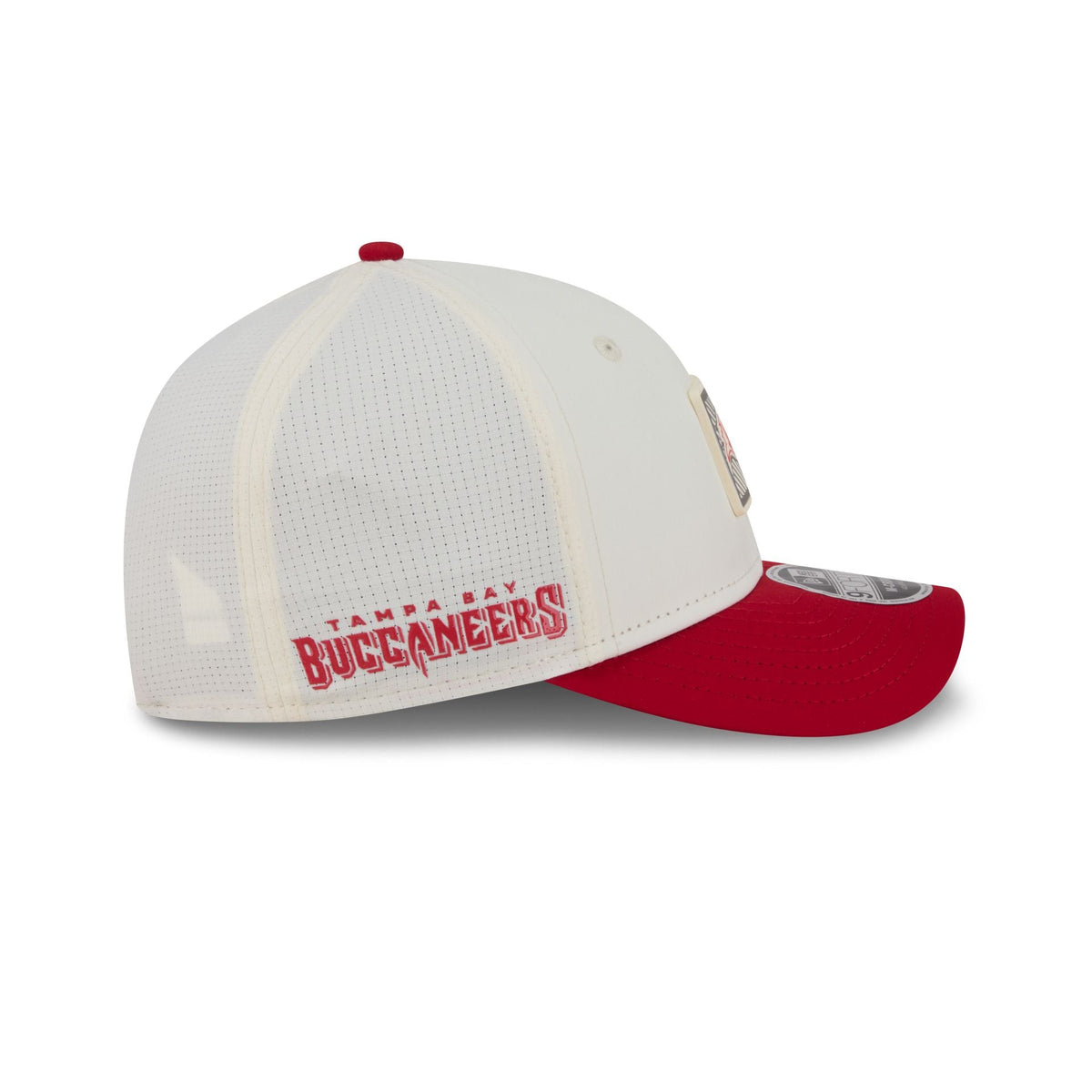 Tampa Bay Buccaneers 2026 Training 9FORTY M-Crown Snapback Hat