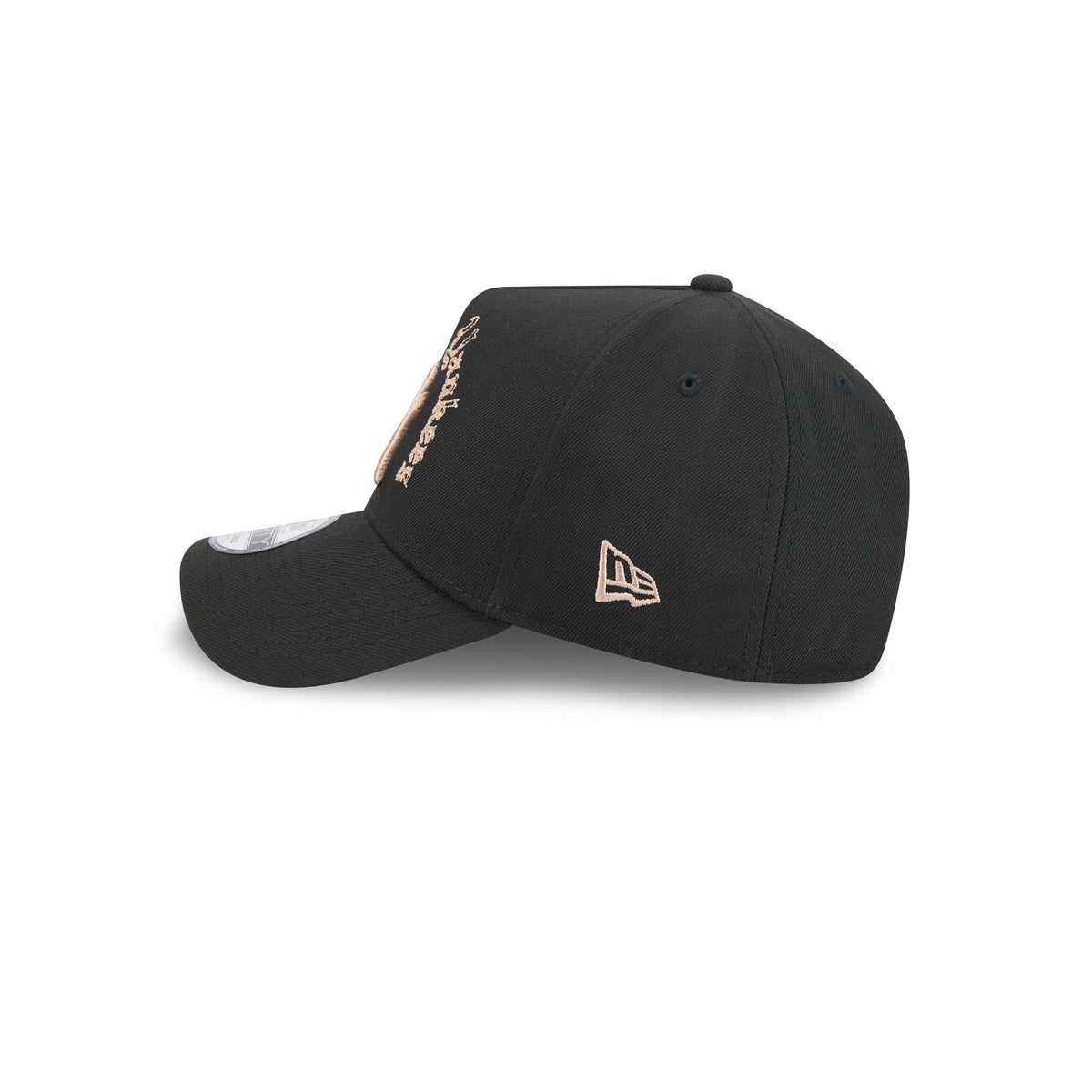 New York Yankees Gothic Lettering 9FORTY A-Frame Snapback Hat