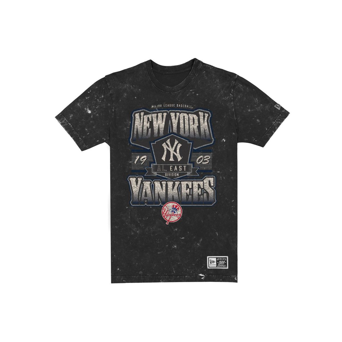 New York Yankees Throwback Washed Graphic Black T-Shirt