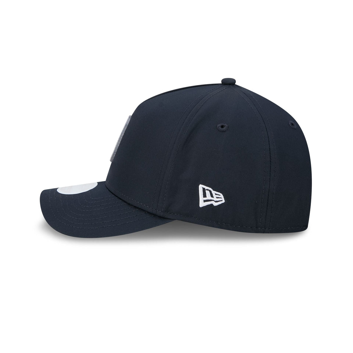 New York Yankees Glitter Patch Women's 9FORTY M-Crown A-Frame Snapback Hat