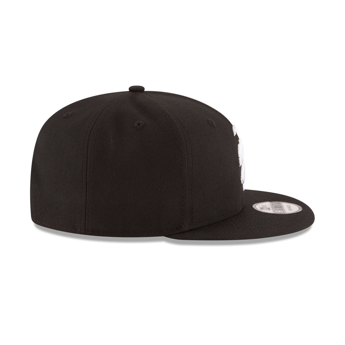 Toronto Raptors Basic Black & White 9FIFTY Snapback Hat