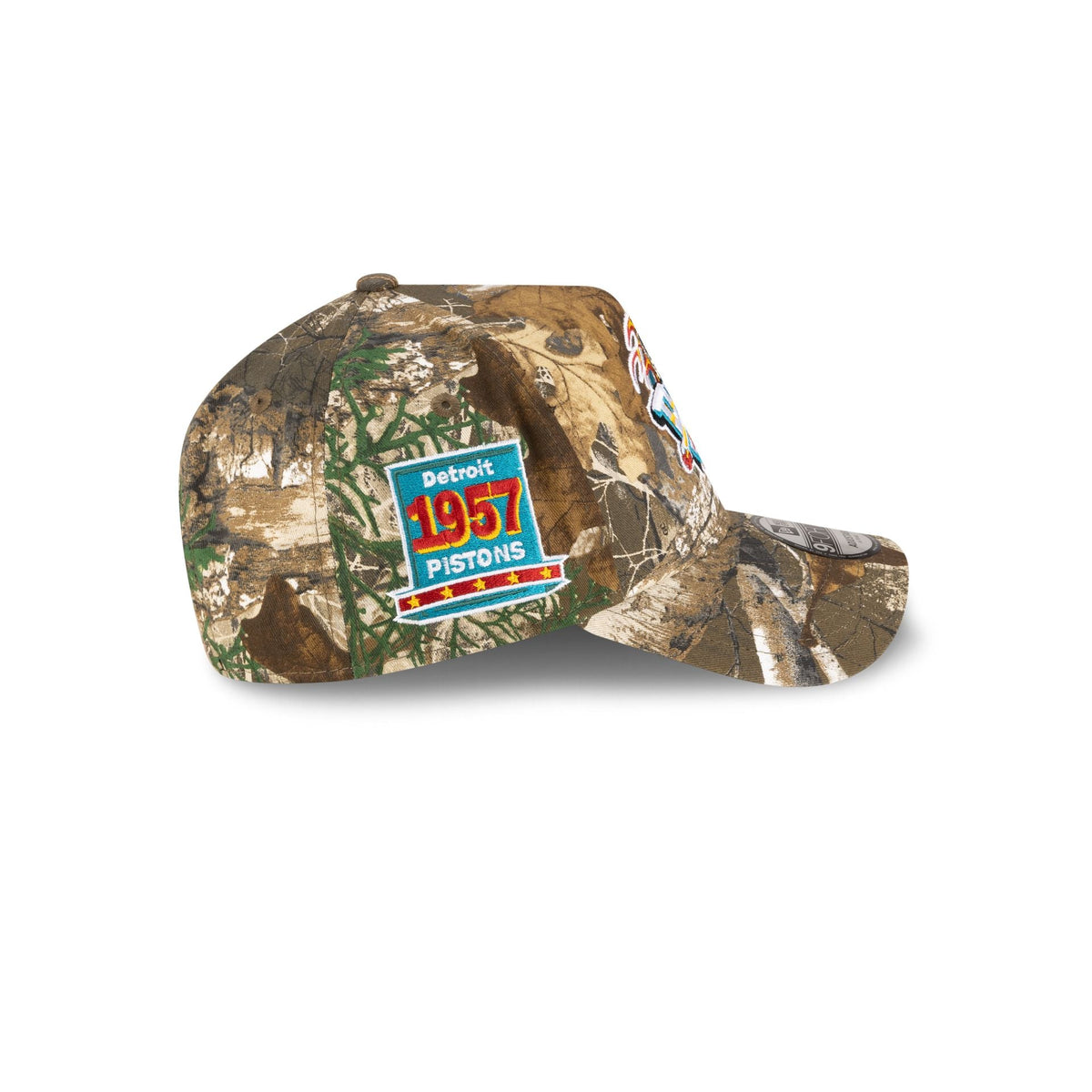 Detroit Pistons 1996-2001 Hardwood Classics Realtree 9FORTY A-Frame Snapback Hat